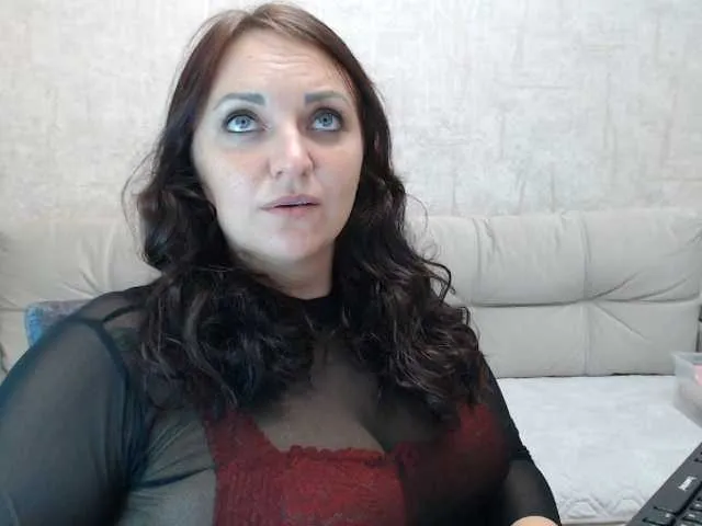 AngelinaCute Image 2