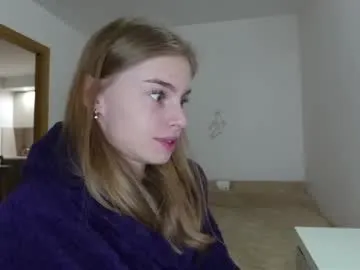 roxxxie_reid's Thumb Image