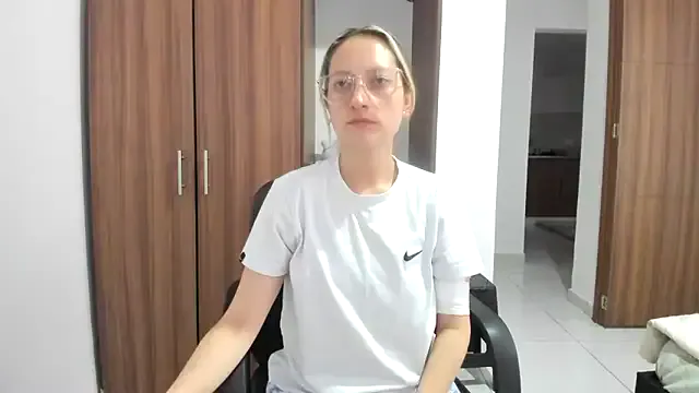 Adele_johnsonn1 Image 14