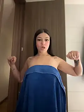 Alyshanon18 Image 12