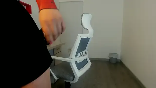 Kink__Angell Image 3