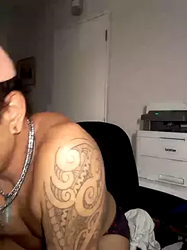 TAIZWRLD's Thumb Image